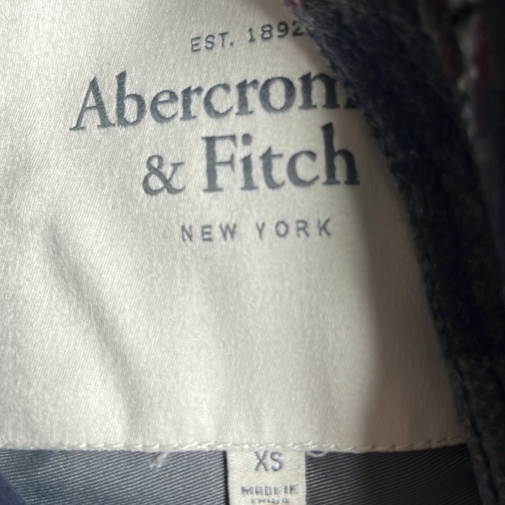 Abercrombie and Fitch Plaid‎ Cropped Peacoat Jacket Gray Black Size XS